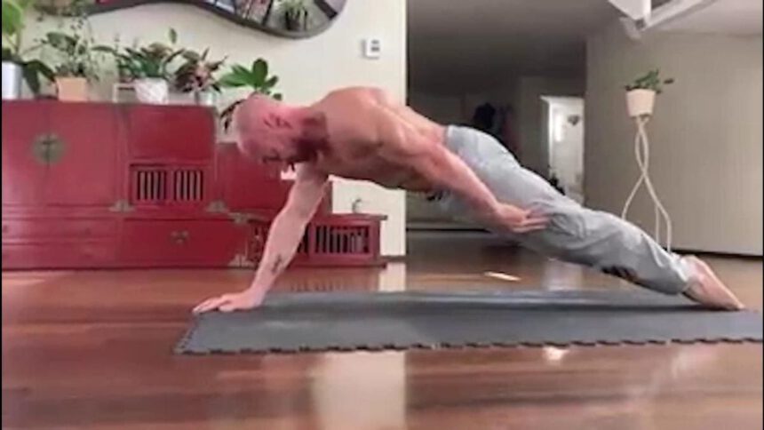 Jury Chechi, l'allenamento casalingo scatena i social 1