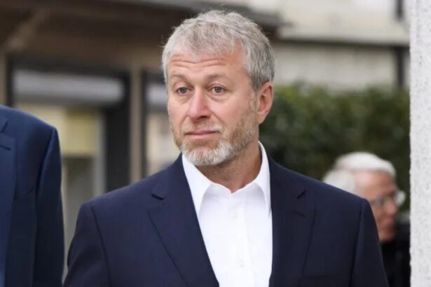 "Sintomi di avvelenamento" per Abramovich e due negoziatori dopo i colloqui Russia-Ucraina 15