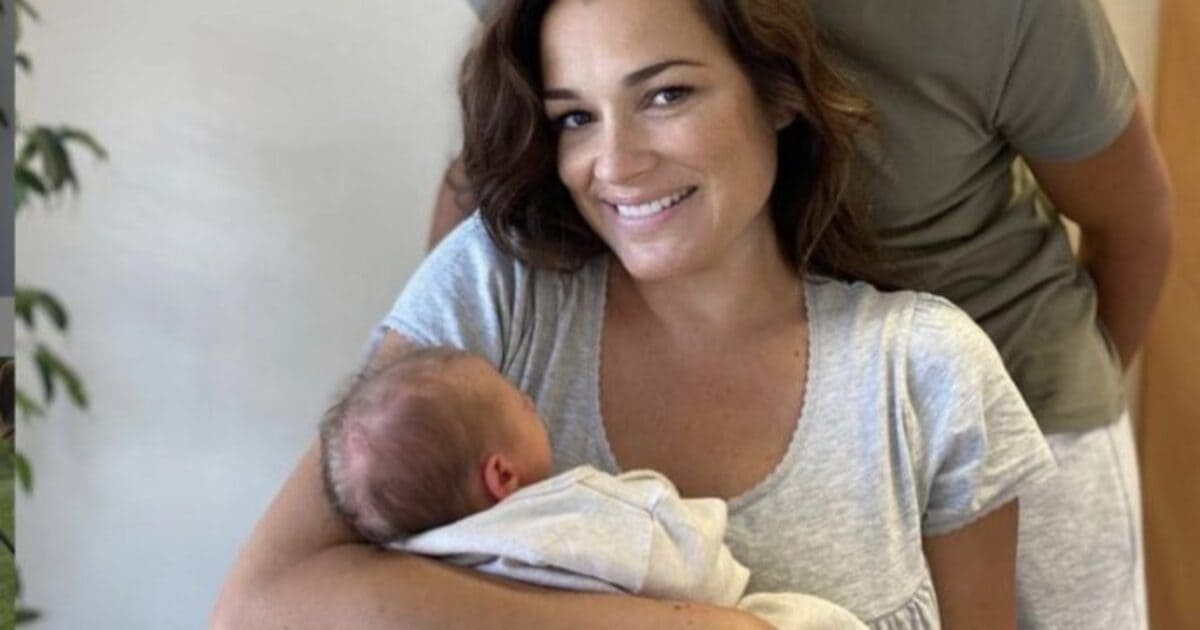 Alena Seredova mamma per la terza volta: "Benvenuta principessa" 13