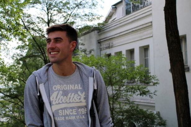 Alessandro sfida la leucemia a 26 anni: "Aiutate il nostro capitano a trovare un donatore" 14