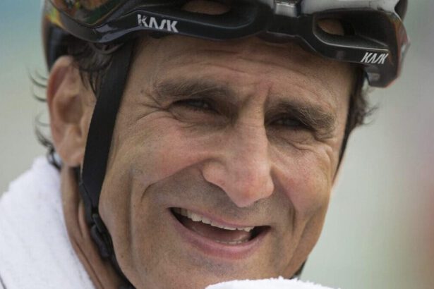 Alex Zanardi ha ricominciato a parlare: “Nessuno ci credeva, è stata una grande emozione” 19