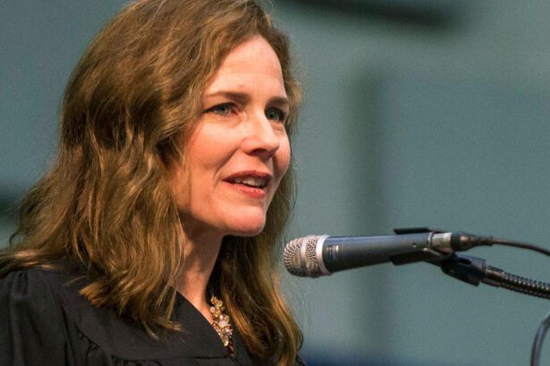 Il senato USA ratifica la nomina alla Corte Suprema di Amy Coney Barrett 14