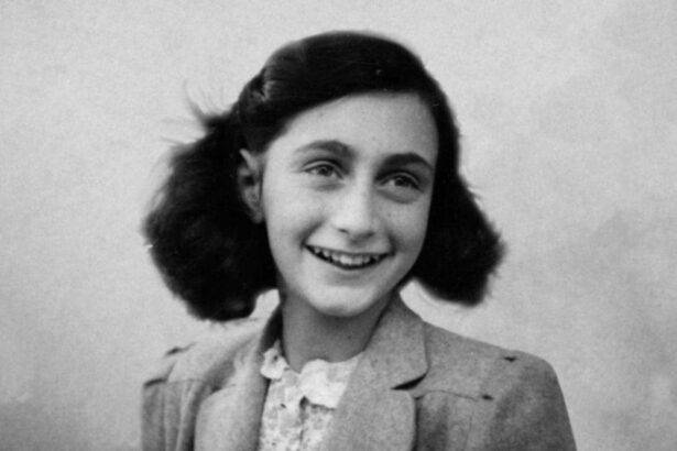 Anna Frank e la sua famiglia furono traditi da un notaio ebreo 7