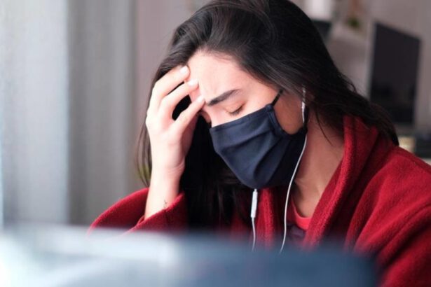 Così l'ansia per il futuro sta divorando la vita dei giovani 9