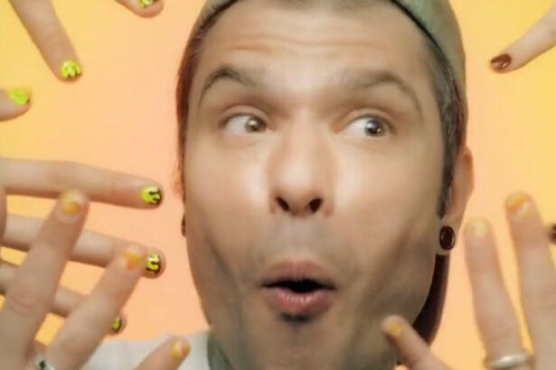È online NooN by Fedez, la linea di smalti in collaborazione con Layla Cosmetics 17