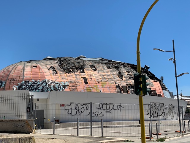 Quell'Auditorium bruciato e dimenticato a Pineta Sacchetti 1