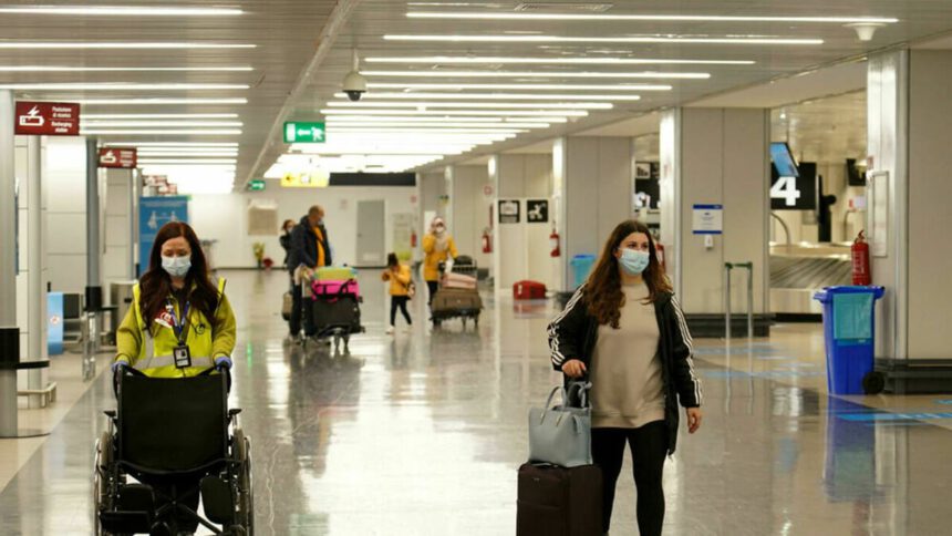 Contatto con positivo dopo terza dose: cos'è l'auto-sorveglianza e come funziona 1