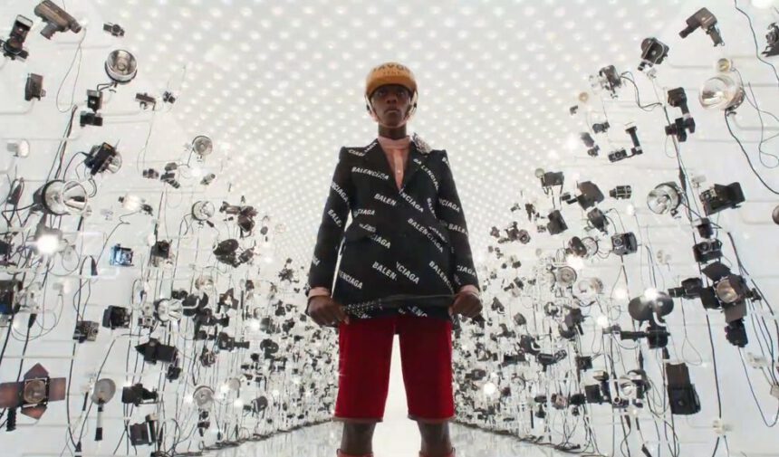 Cento anni di Gucci: la maison festeggia insieme a Balenciaga con la collezione “Aria” 1