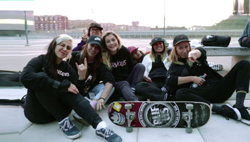 Bastarde Senza Gloria: la crew di skater italiana in rosa 2 Bastarde Senza Gloria: la crew di skater italiana in rosa 1