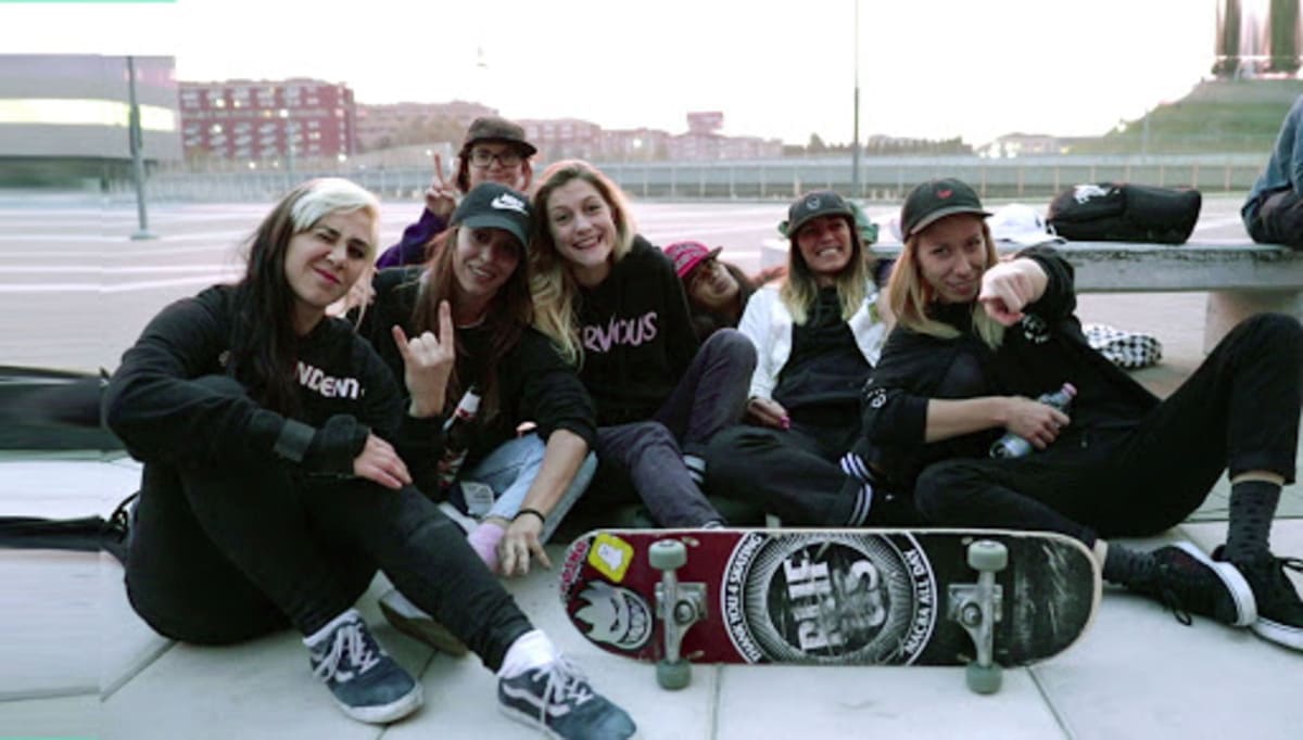 Bastarde Senza Gloria: la crew di skater italiana in rosa 13