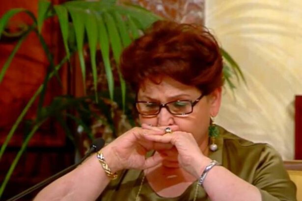 "Da oggi gli invisibili saranno meno invisibili" e il Ministro Bellanova si commuove 5