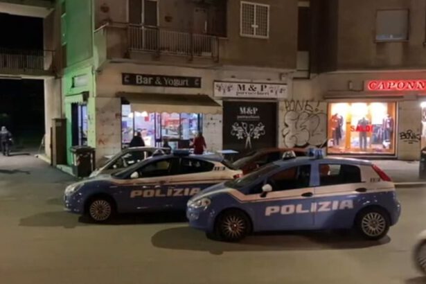 Roma, bimba di quattro anni cade dal balcone del terzo piano: al vaglio la posizione dei nonni 17