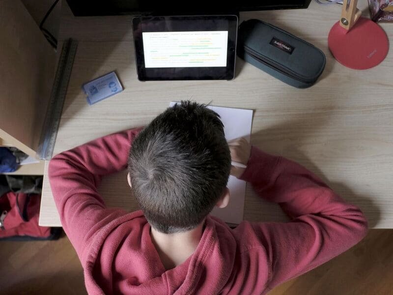 Bonus PC, tablet e internet: ecco come richiedere i 500 euro del voucher famiglia 3 bonus pc