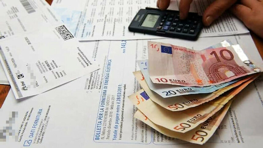 Bonus bollette, si amplia la platea dei beneficiari: a chi spetta e requisiti per ottenerlo 1