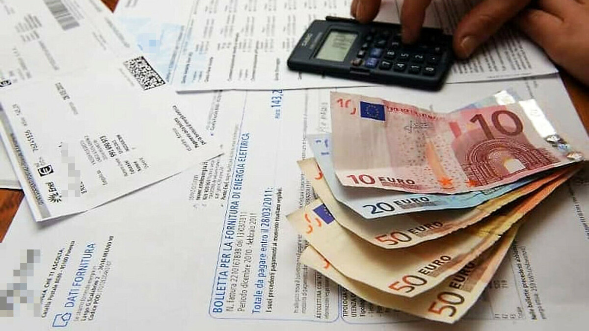 Bonus bollette, si amplia la platea dei beneficiari: a chi spetta e requisiti per ottenerlo 23