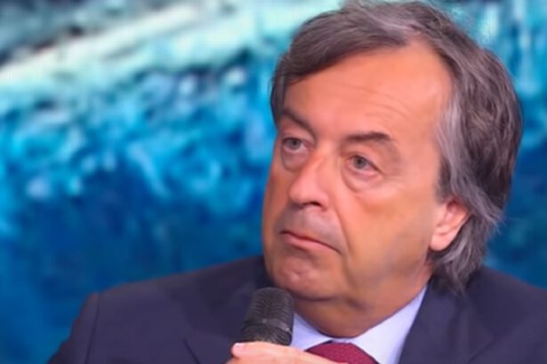 Covid- 19, Burioni: "Non correte a comprare il Plaquenil e non assumetelo di testa vostra" 5