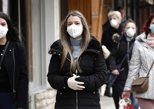 Coronavirus, in Italia 100000 casi, scende nettamente il numero dei contagi 1