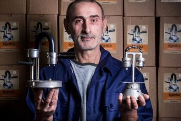 La storia di Nino, che inventò la moka rovesciata. “Così ho battuto la crisi” 11