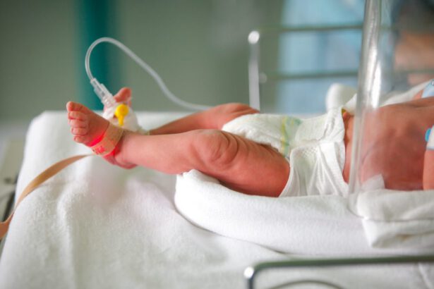 Neonato positivo al Covid, ma in Campania non c'è posto: 3 ore di viaggio verso Roma 20