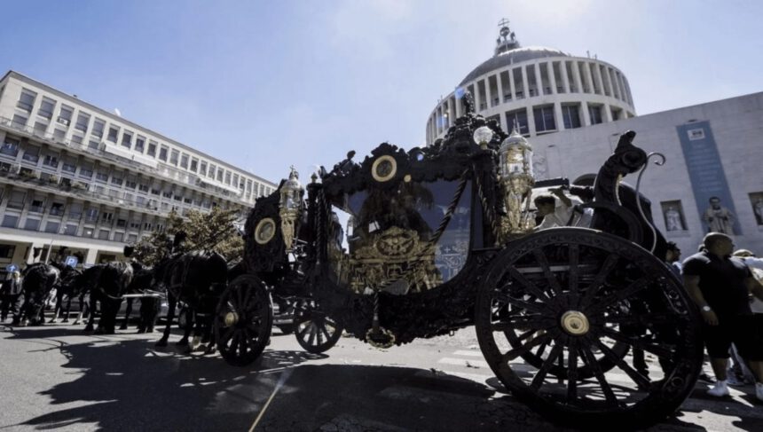 Si conclude il maxi processo ai Casamonica, il tribunale di Roma nella sentenza di primo grado: "Sono mafia" 1