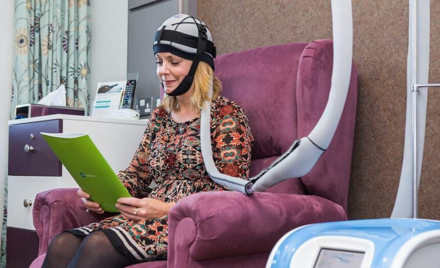 Il casco per superare la chemioterapia senza perdere i capelli 1