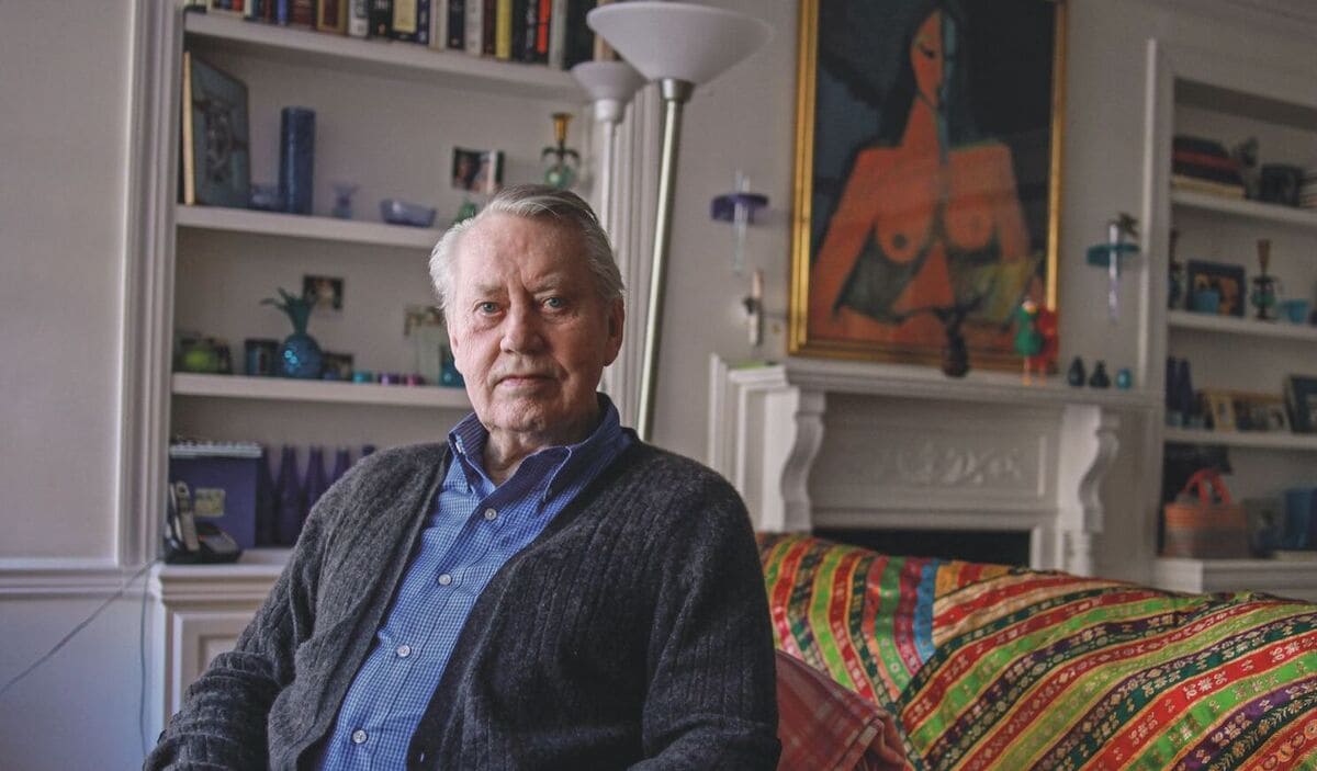 L'ex miliardario Chuck Feeney dona 8 miliardi del suo patrimonio e vive felicemente povero 19