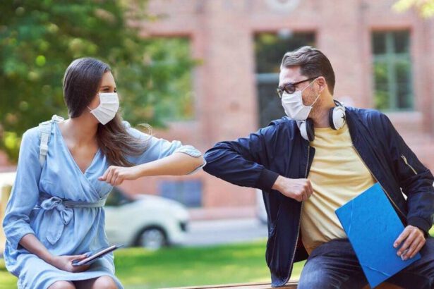 Covid, lo studio irlandese: “Irrisoria la percentuale di contagi all'aperto" 18