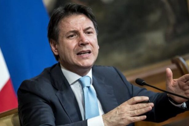 Conte: "Il DL Semplificazioni farà correre l'Italia" 6