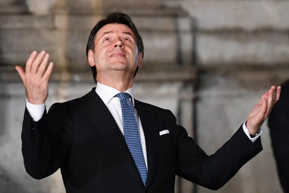 Le 10 frasi più pronunciate da Conte durante la pandemia. Una è virale 15