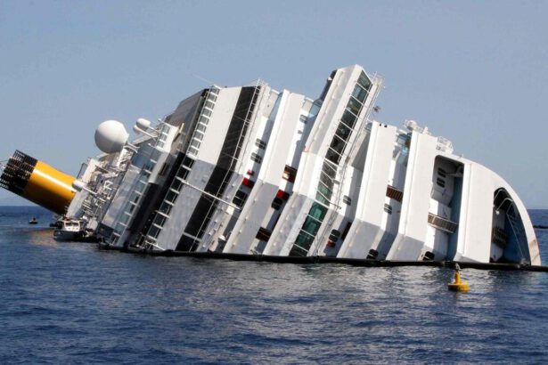 Dieci anni fa il naufragio della Costa Concordia, i superstiti: "Non torneremo più in mare" 18