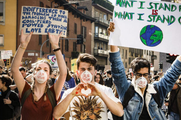 Fridays For Future nella Giornata Mondiale di azione per il clima: "Basta false promesse" 9