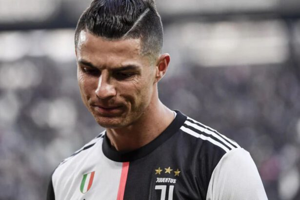 Cristiano Ronaldo positivo al Coronavirus. Asintomatico, Cr7 è in isolamento 10