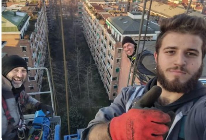 Crollo gru, si indaga per omicidio colposo: le ipotesi. Il manovratore: "Lasciatemi morire" 3