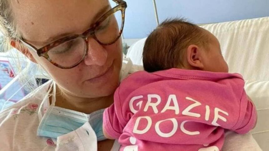 Benvenuta Vittoria, prima bambina nata da mamma guarita dal virus con cura al plasma 1