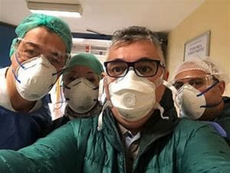 Morte Giuseppe De Donno: scoprì la terapia del plasma iperimmune per trattare i malati Covid 3 Giuseppe De Donno: la lotta al Covid e la cura col plasma iperimmune