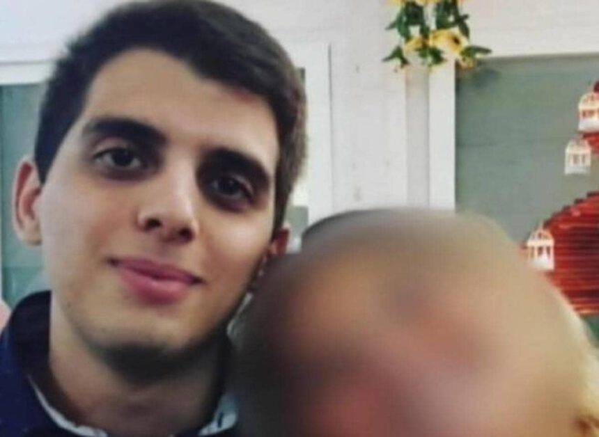 Omicidio Lecce, la mamma dell'assassino scrive una lettera alle famiglie delle vittime: "Vi chiedo scusa" 1