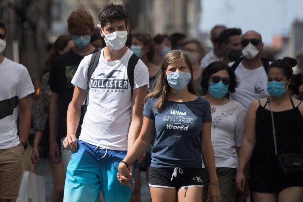 Variante Delta, domite ad agosto. A spaventare però è la sottovariante che sfugge ai vaccini 11