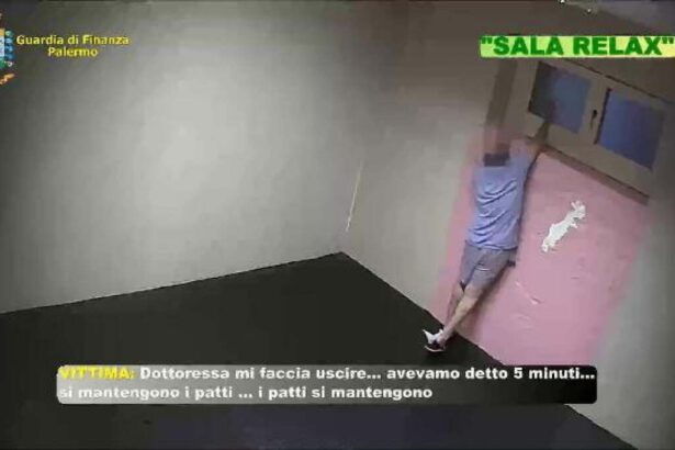 Palermo, disabili torturati nella casa di cura lager, 35 arresti: "Un manicomio nazista" 15