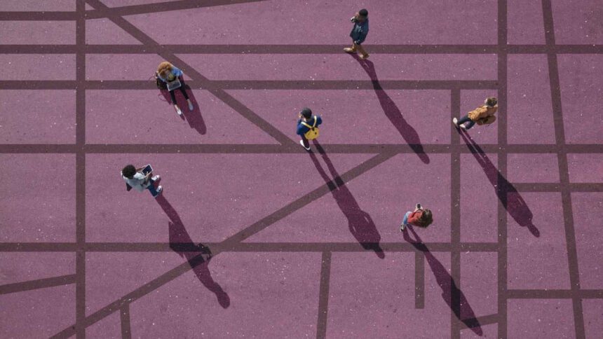 Lo dice la scienza: chi rispetta il distanziamento sociale è più intelligente 1