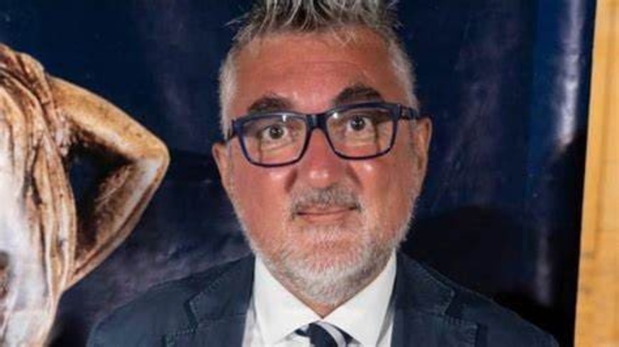 Morte Giuseppe De Donno: scoprì la terapia del plasma iperimmune per trattare i malati Covid 4 Giuseppe De Donno: le indagini sulla morte e l'invito della famiglia a non strumentalizzare il suo nome