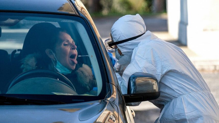 Regione Lazio, D’Amato: “Utilizzate la mascherina o richiudiamo” 2 Regione Lazio, D’Amato: “Utilizzate la mascherina o richiudiamo” 1