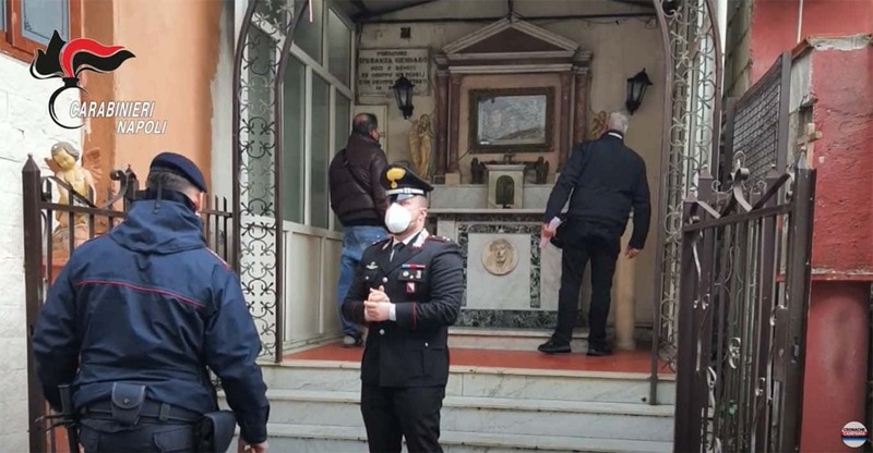 Camorra, le edicole votive dei clan: la procura ne sequestra 11 4 Camorra, le edicole votive dei clan: la procura ne sequestra 11 3