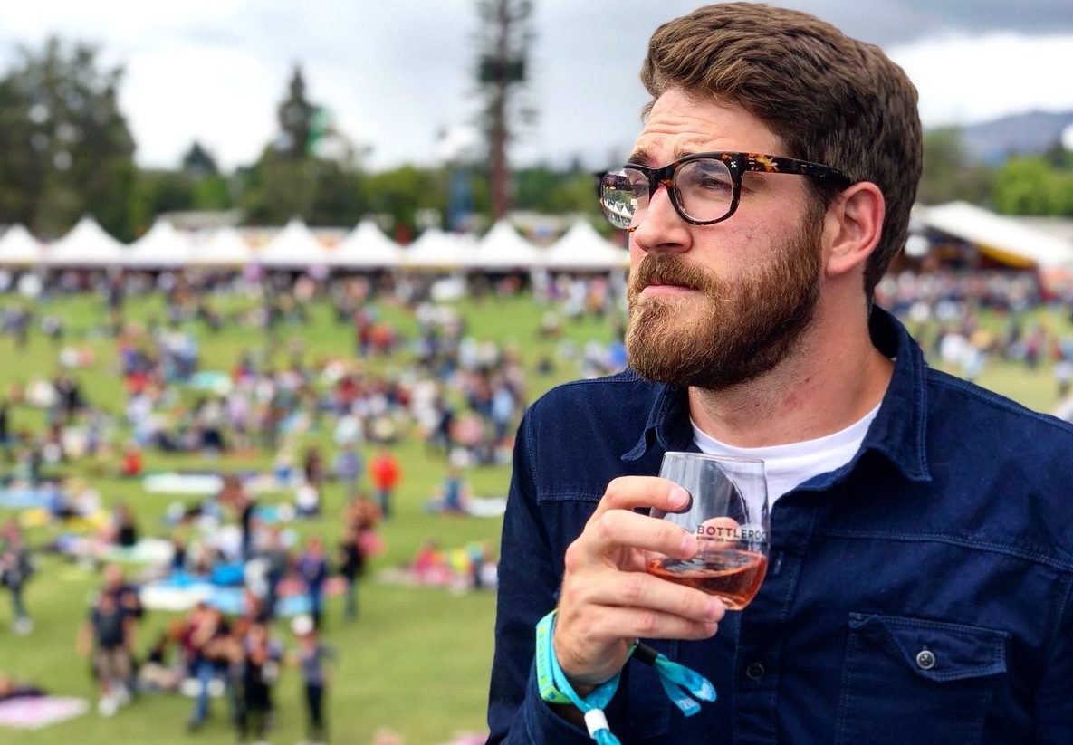 “Dietro un grande uomo c’è sempre un grande esperto di social media”: la storia del milionario Greg Baroth 13