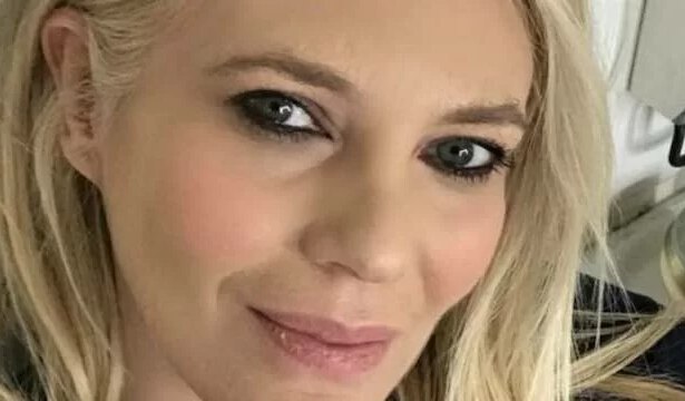 Eleonora Daniele, dal Gf al giornalismo. Oggi è mamma di Carlotta 10
