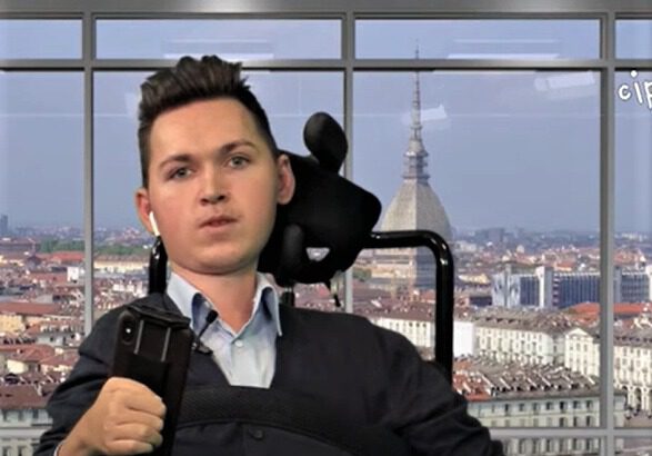 Emanuel Cosmin Stoica: "Ho sconfitto i pregiudizi sulla disabilità con l'ironia" 14