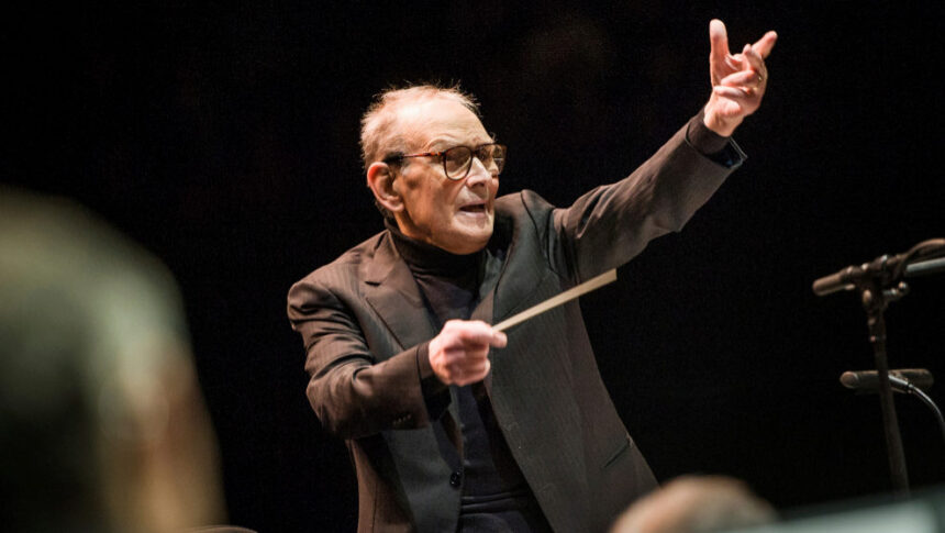 Ennio Morricone e quell'attimo di eternità su Piazza Navona deserta durante il lockdown 1