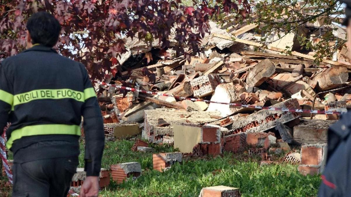 Esplosione Quargnento, coniugi Vincenti condannati a 30 anni. Morirono 3 pompieri 17