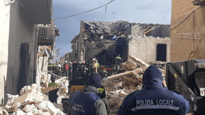 Ravanusa, bilancio dell'esplosione: tre vittime, 6 dispersi e 100 sfollati 1