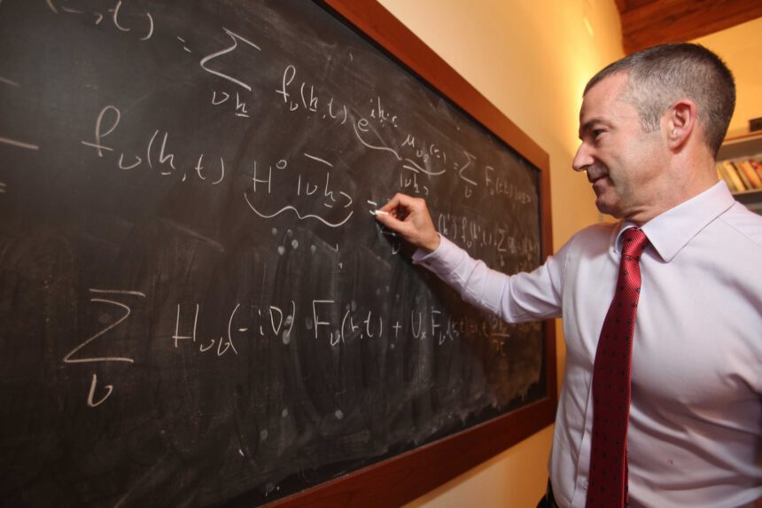 Euro, nuove banconote nel 2024: per l'Italia le disegnerà un fisico 1