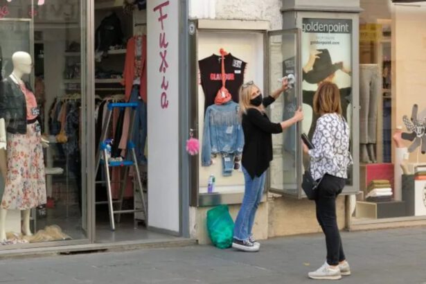 Fase 3 a Roma: dalle ferramenta ai parrucchieri, maggiore libertà negli orari di apertura 10